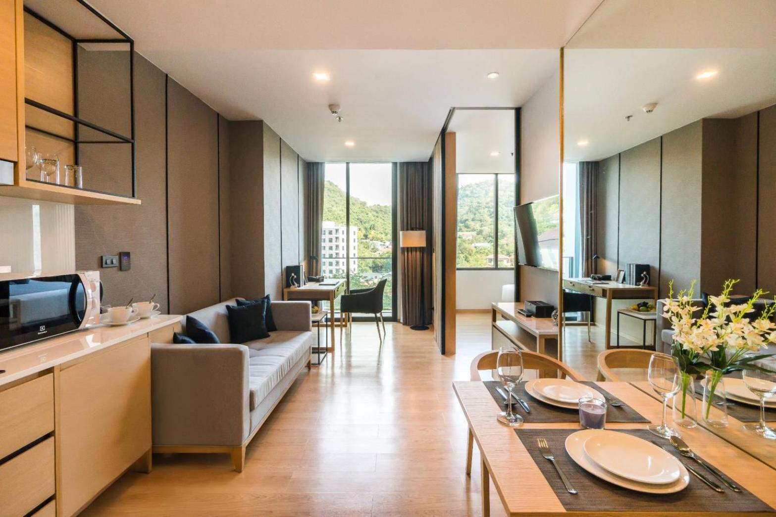 Arize Hotel Sri Racha Si Racha Bagian luar foto