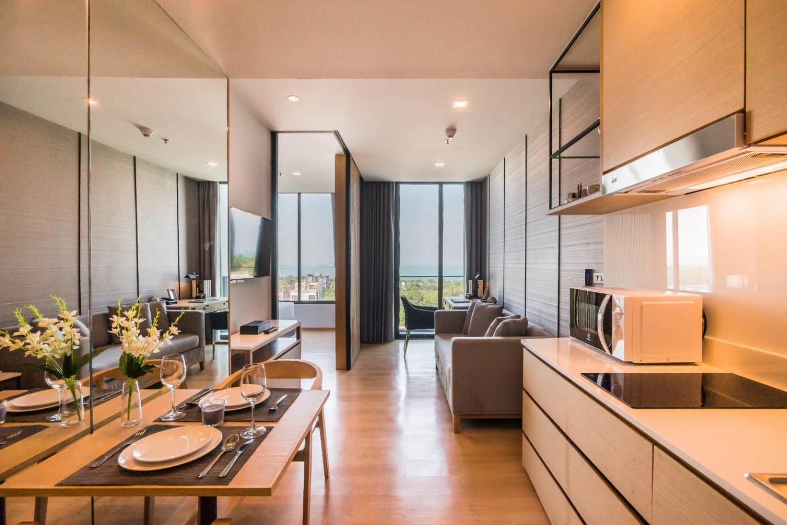 Arize Hotel Sri Racha Si Racha Bagian luar foto
