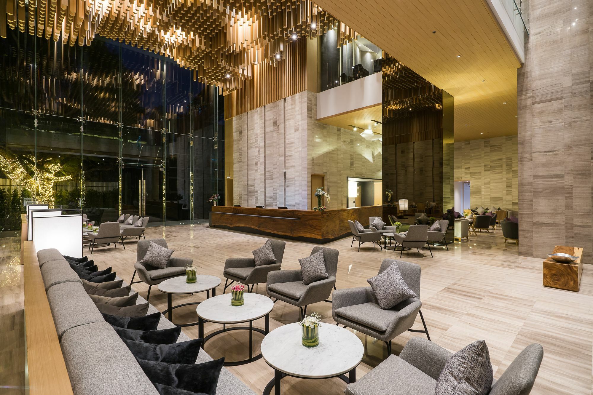 Arize Hotel Sri Racha Si Racha Bagian luar foto