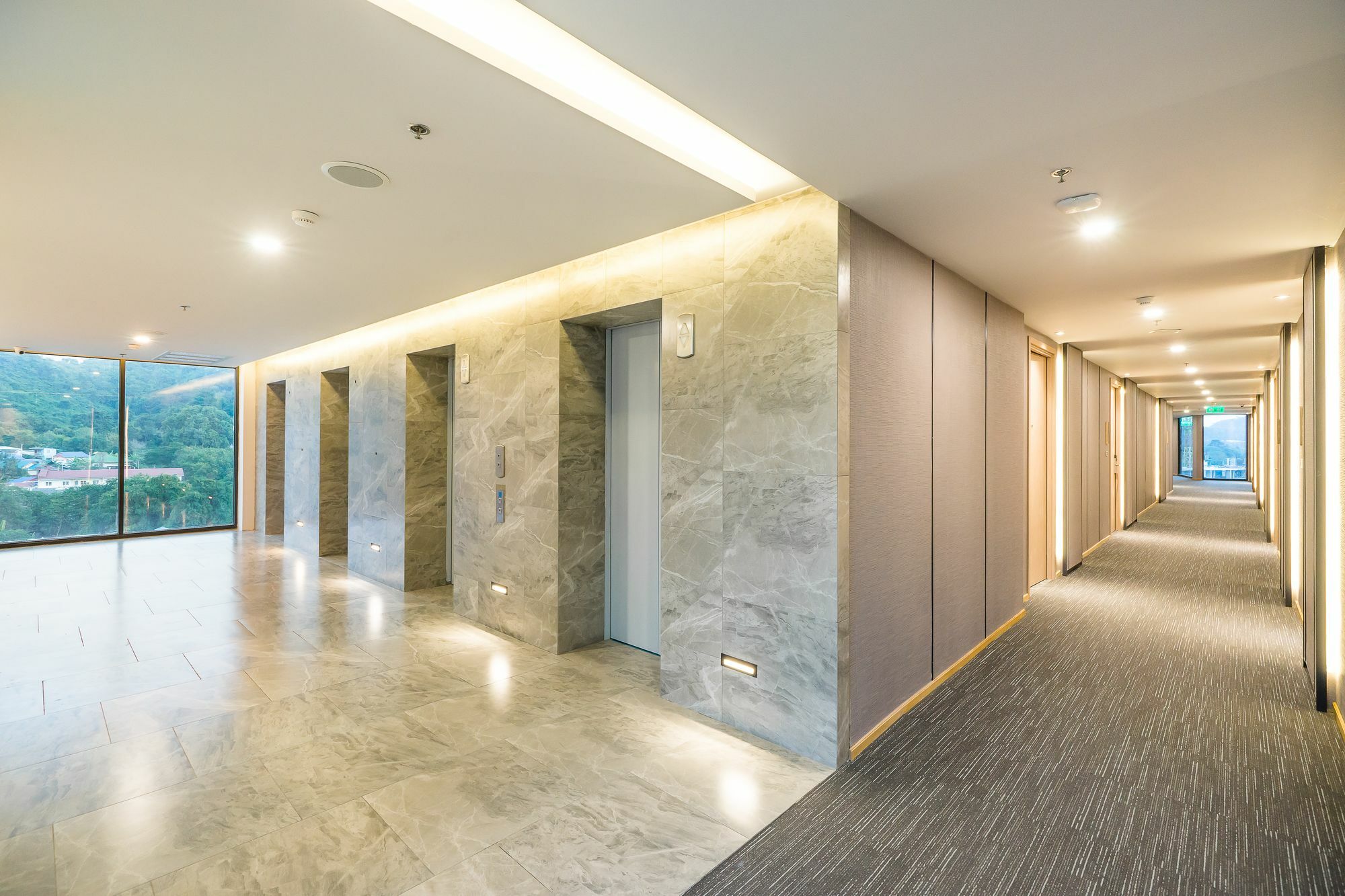 Arize Hotel Sri Racha Si Racha Bagian luar foto