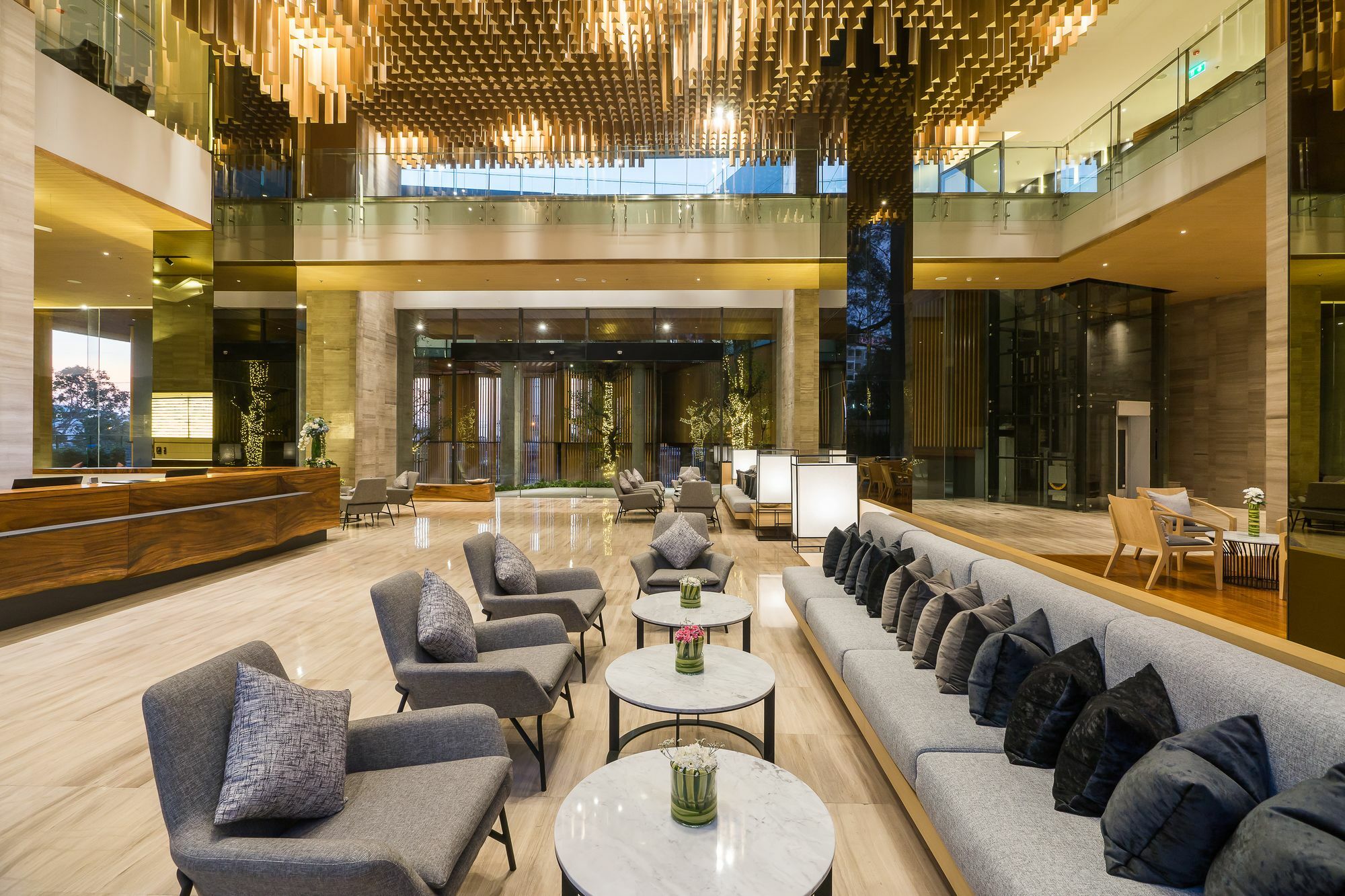 Arize Hotel Sri Racha Si Racha Bagian luar foto