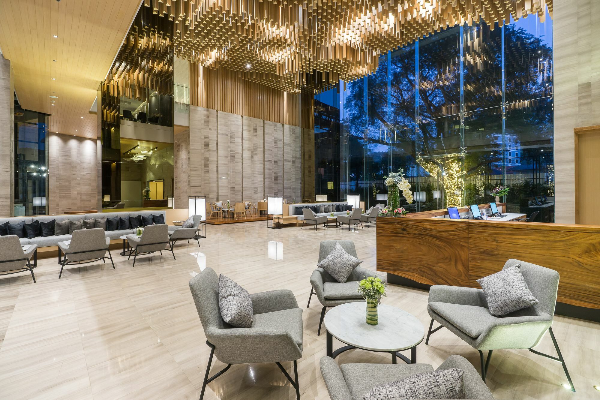 Arize Hotel Sri Racha Si Racha Bagian luar foto