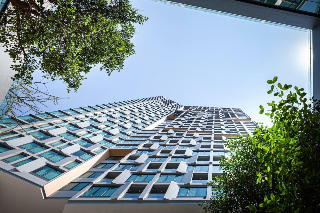 Arize Hotel Sri Racha Si Racha Bagian luar foto